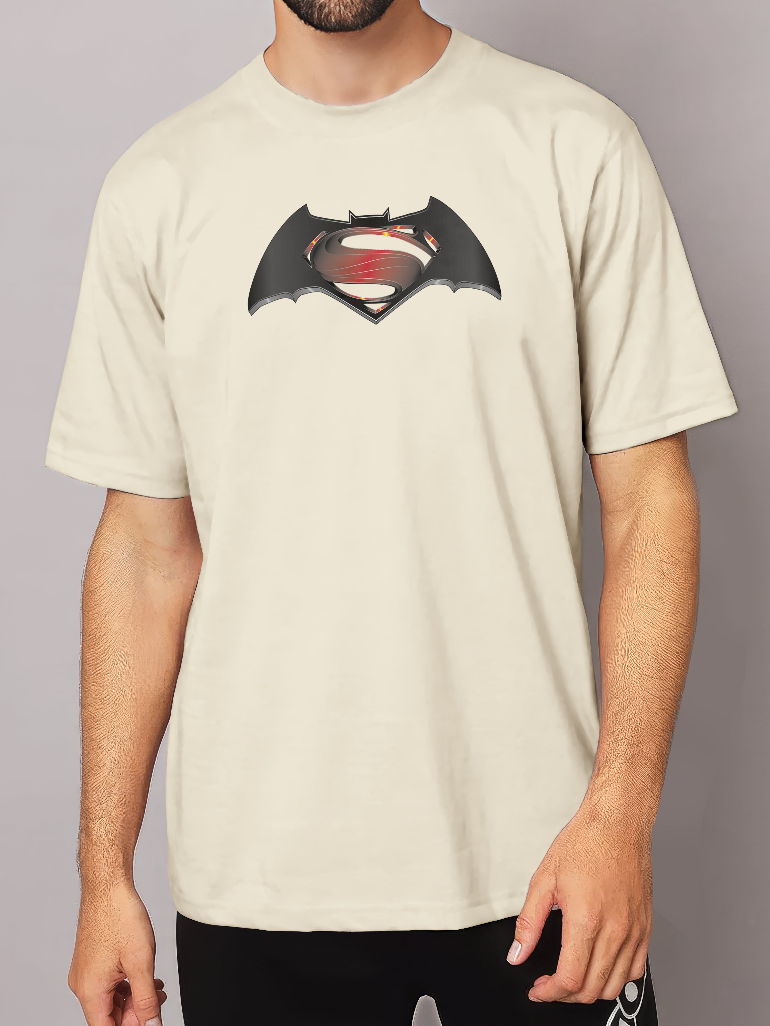 BATMAN VS SUPERMAN - MEN’S OVERSIZED TSHIRT